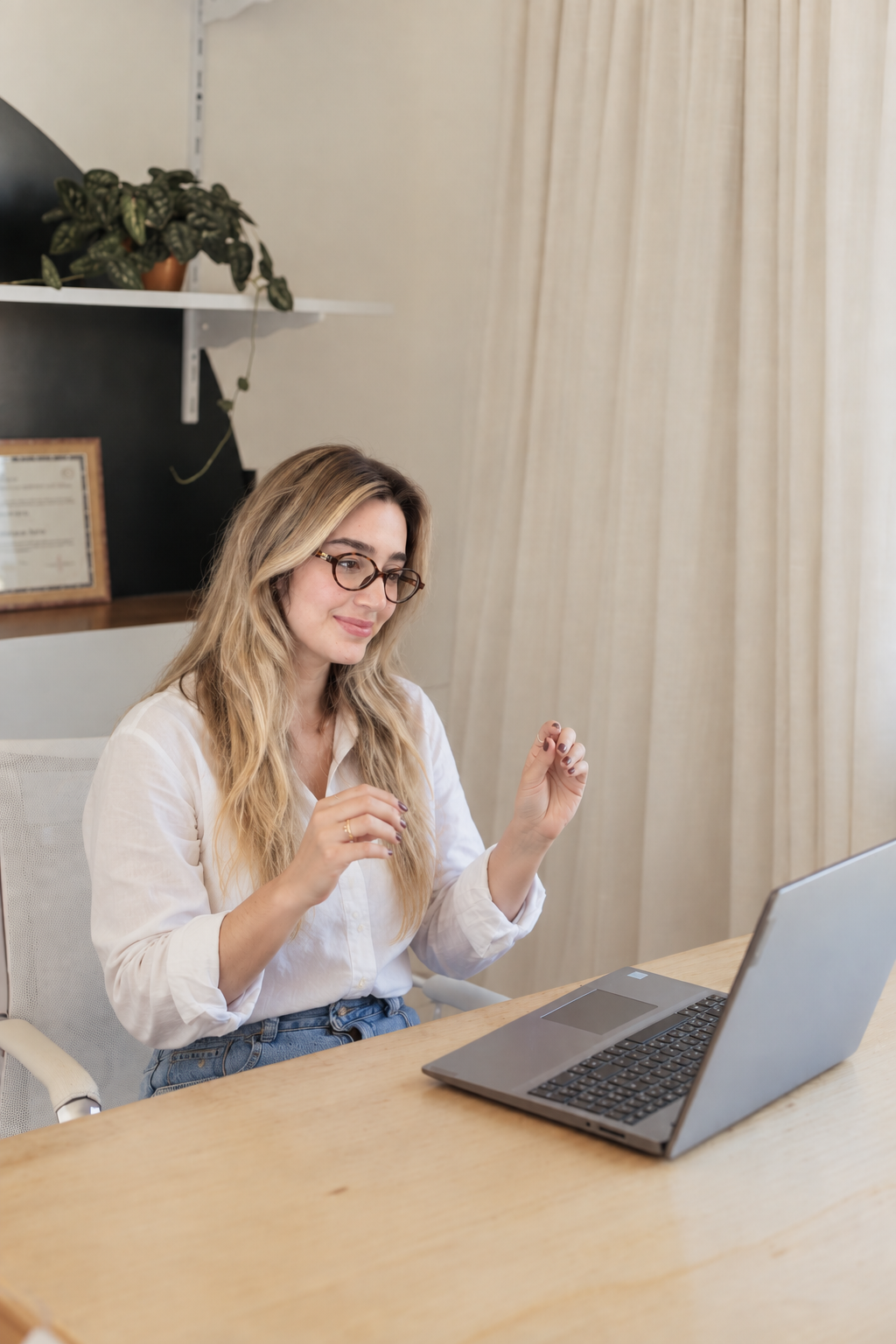 Atendimento online – Laura Pécora